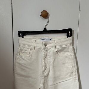 Zara Women's High Rise Cream Jeans